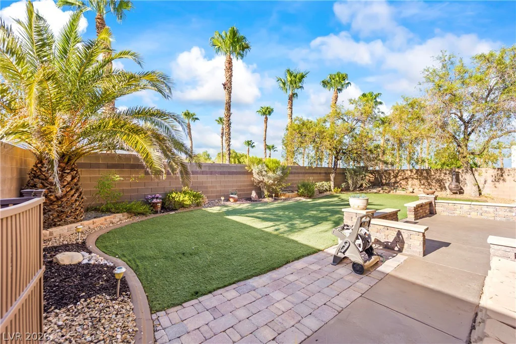 7364 Brushwood Peak, Las Vegas, NV 89113
