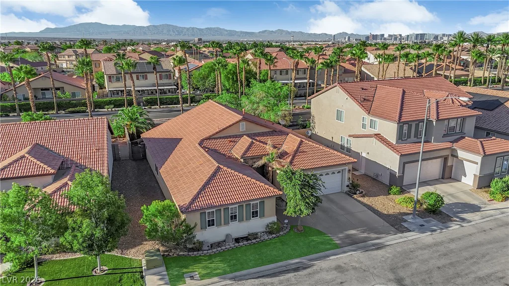7364 Brushwood Peak, Las Vegas, NV 89113