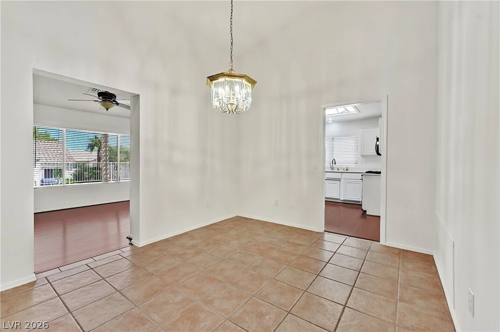 2708 Youngdale, Las Vegas, NV 89134