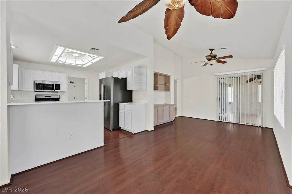 2708 Youngdale, Las Vegas, NV 89134