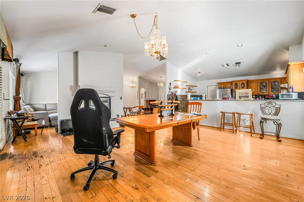 2621 Batelli, Las Vegas, NV 89121