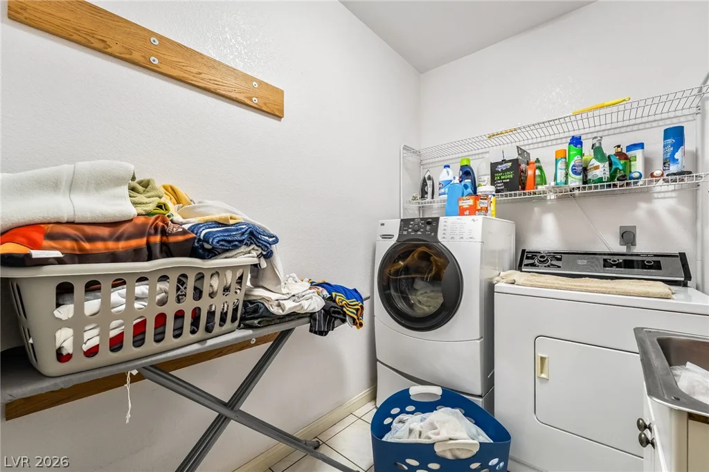 2621 Batelli, Las Vegas, NV 89121