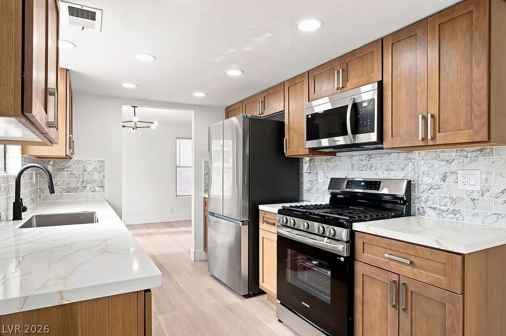 7045 Brown Derby, Las Vegas, NV 89128