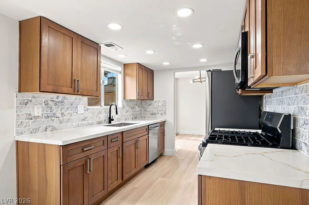 7045 Brown Derby, Las Vegas, NV 89128