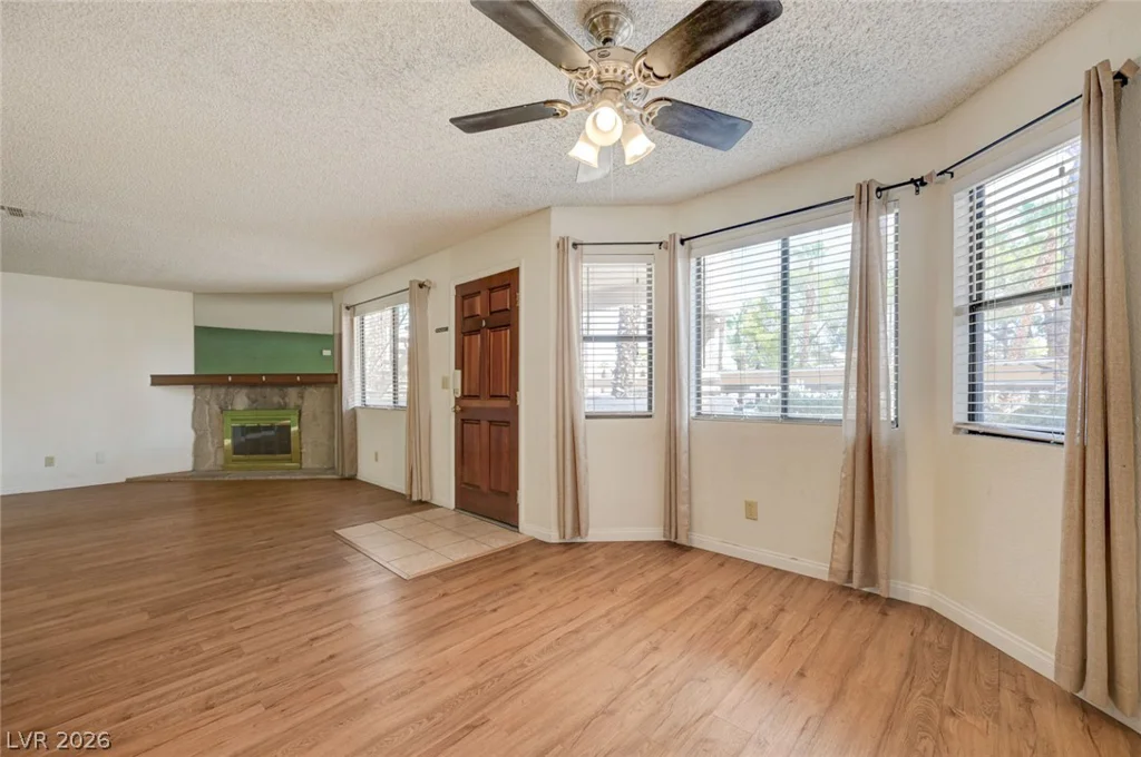 1101 Falconhead, Las Vegas, NV 89128
