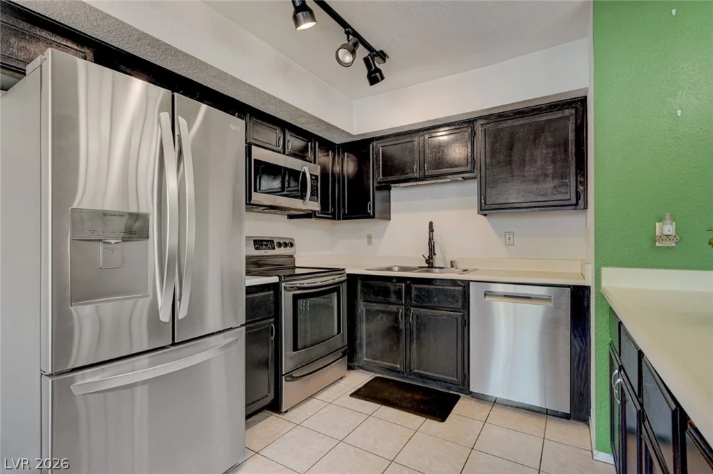 1101 Falconhead, Las Vegas, NV 89128