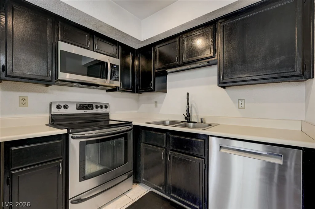1101 Falconhead, Las Vegas, NV 89128
