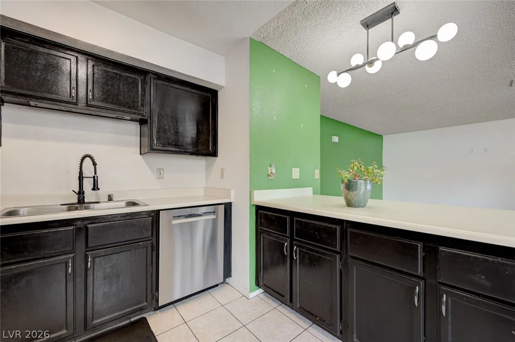 1101 Falconhead, Las Vegas, NV 89128