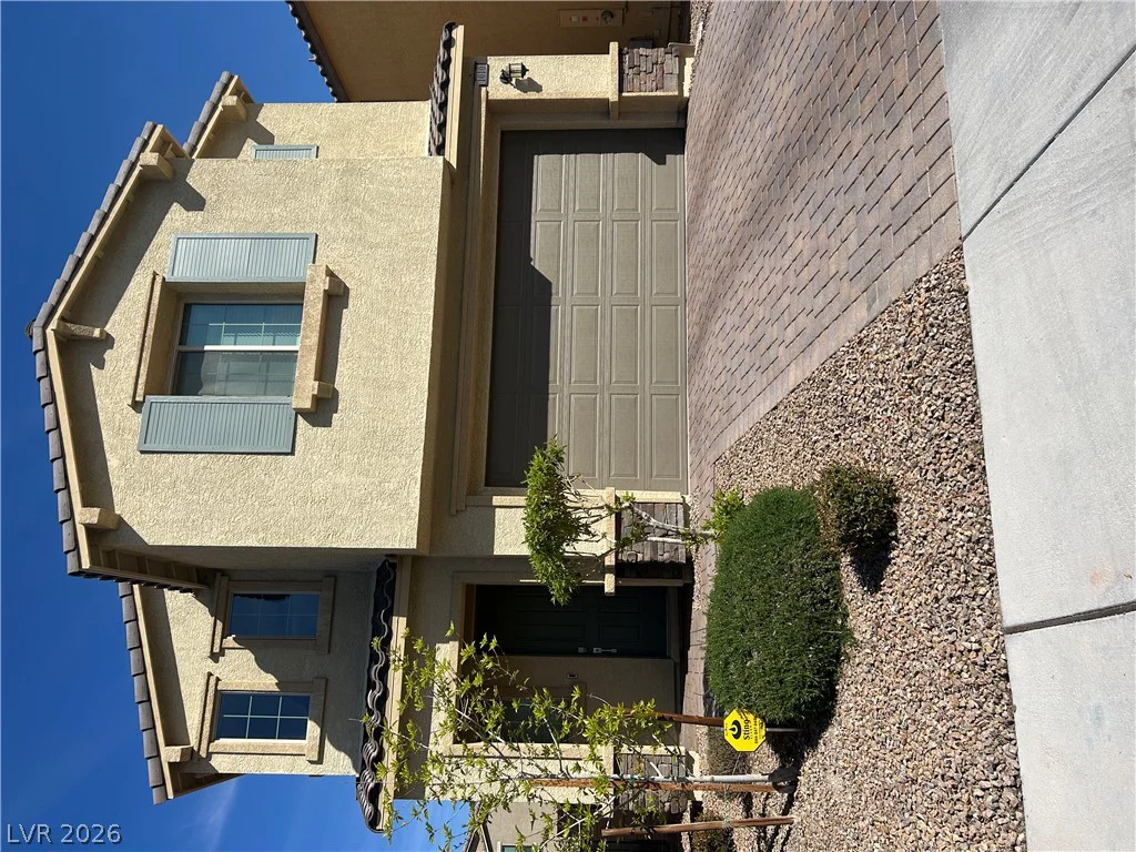 1010 Cliff Castle, North Las Vegas, NV 89081