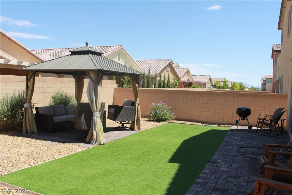 1010 Cliff Castle, North Las Vegas, NV 89081