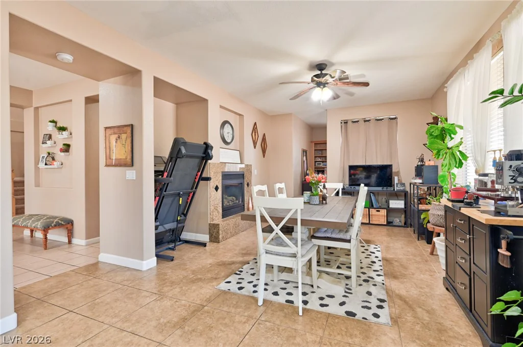 4925 Whisper Lake, Las Vegas, NV 89131