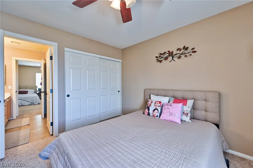 4925 Whisper Lake, Las Vegas, NV 89131