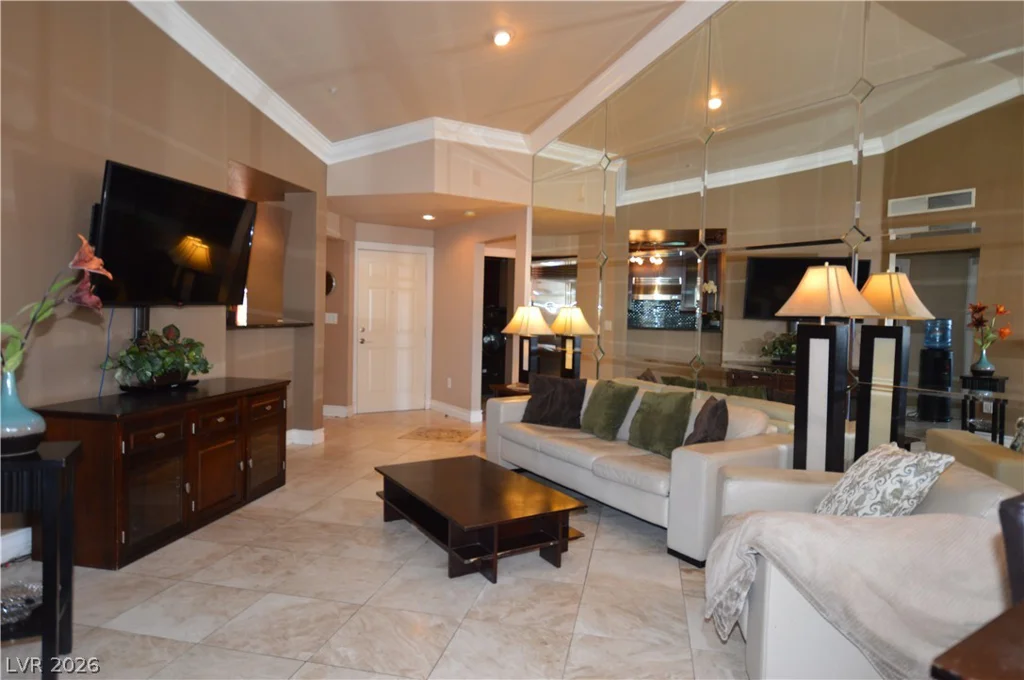 210 Flamingo, Las Vegas, NV 89169