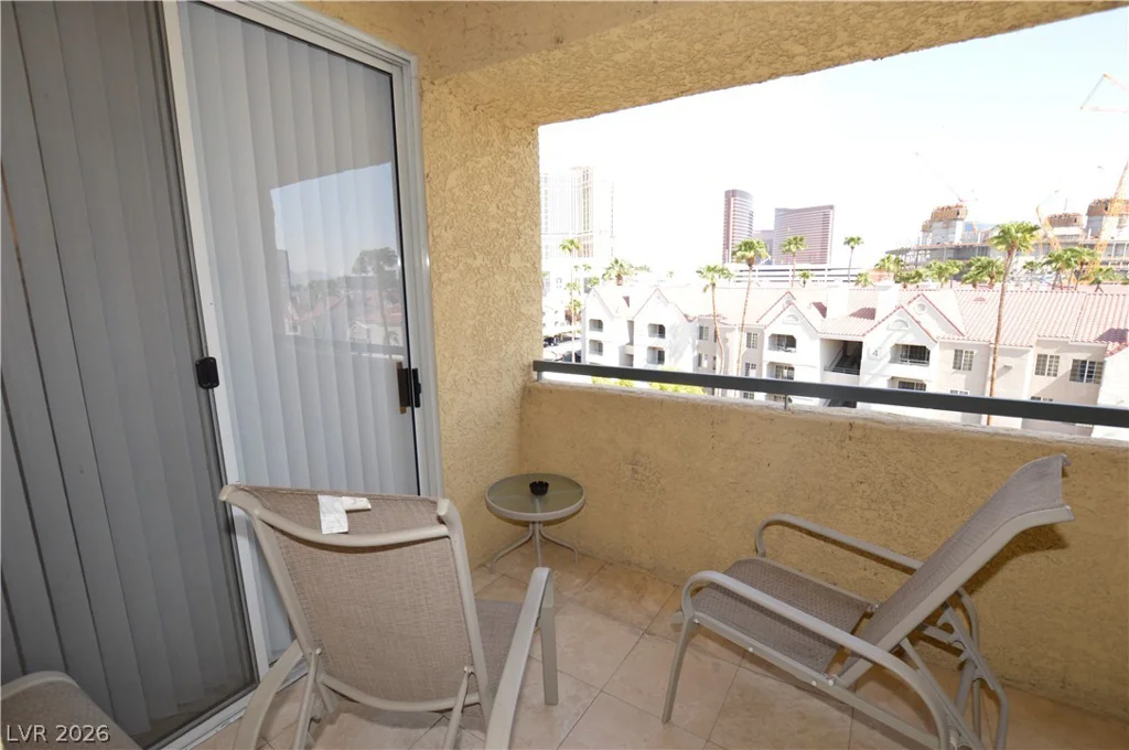 210 Flamingo, Las Vegas, NV 89169
