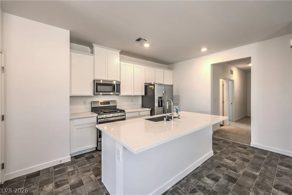 5722 Old Pine, North Las Vegas, NV 89081