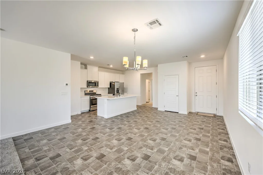 5722 Old Pine, North Las Vegas, NV 89081