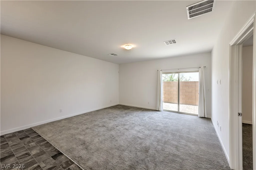 5722 Old Pine, North Las Vegas, NV 89081