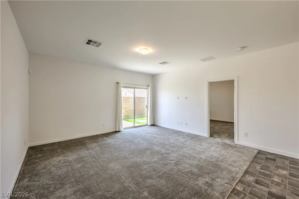 5722 Old Pine, North Las Vegas, NV 89081