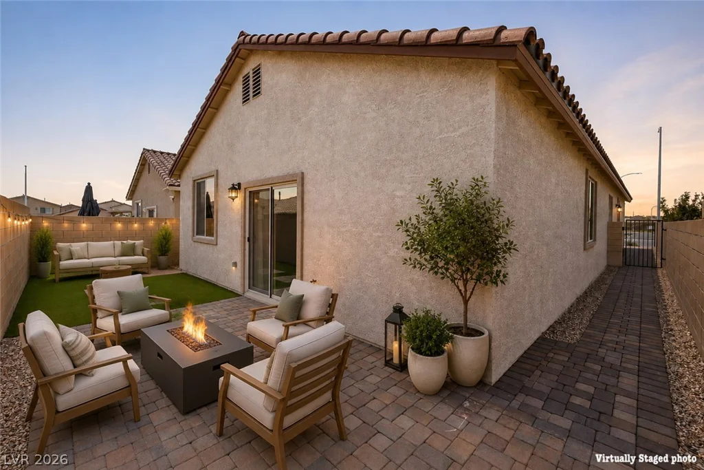 5722 Old Pine, North Las Vegas, NV 89081