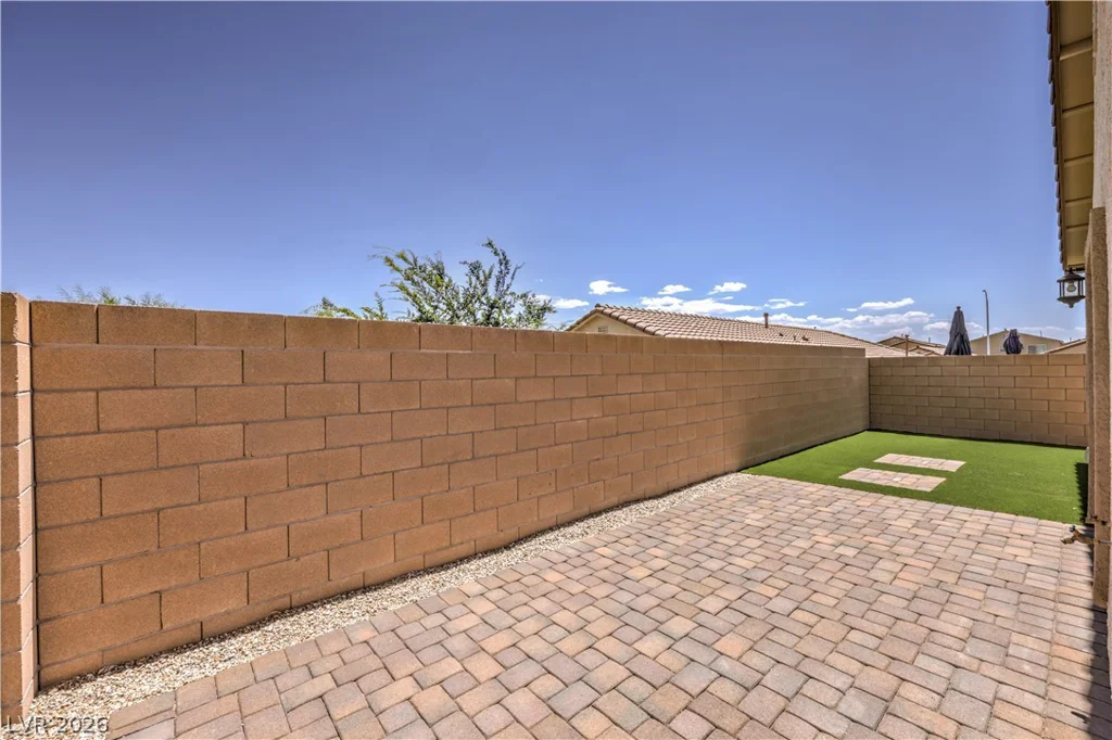 5722 Old Pine, North Las Vegas, NV 89081