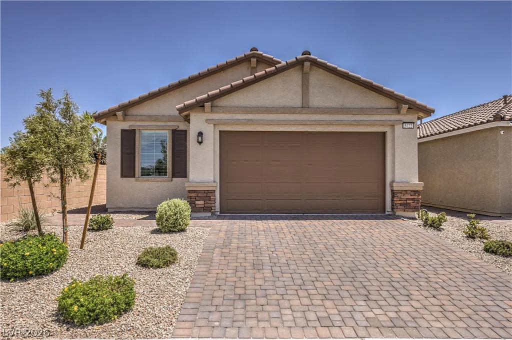 5722 Old Pine, North Las Vegas, NV 89081