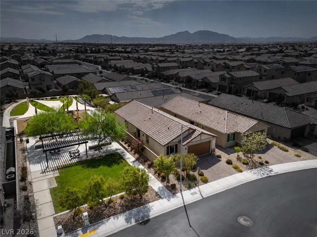 5722 Old Pine, North Las Vegas, NV 89081