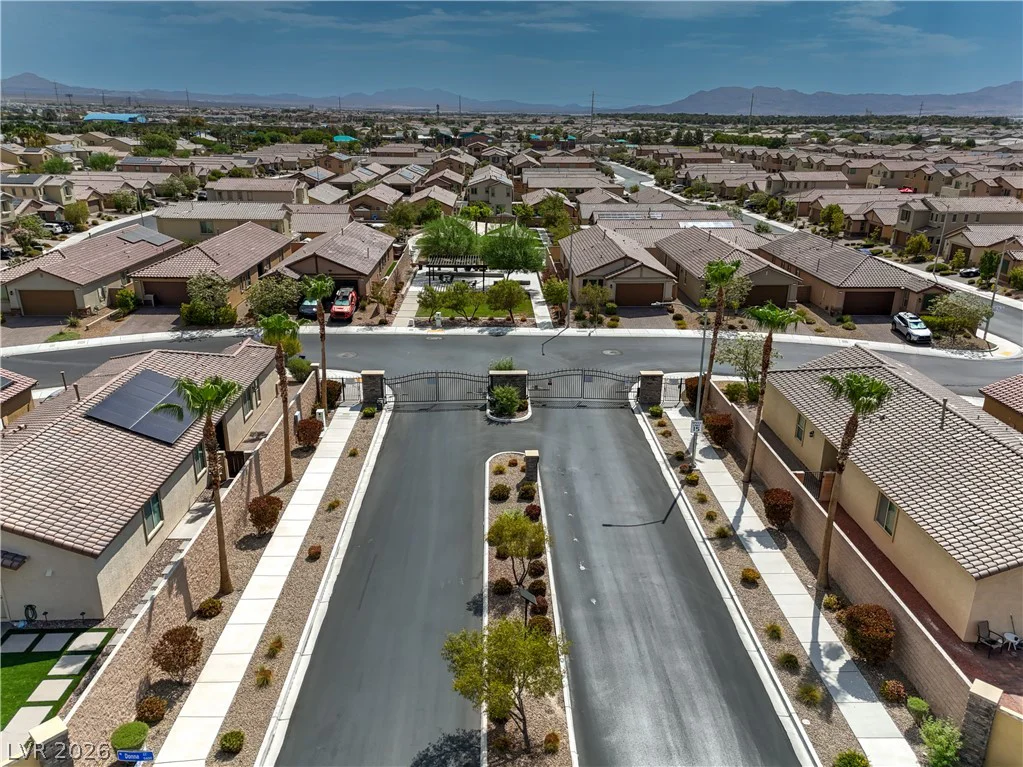 5722 Old Pine, North Las Vegas, NV 89081