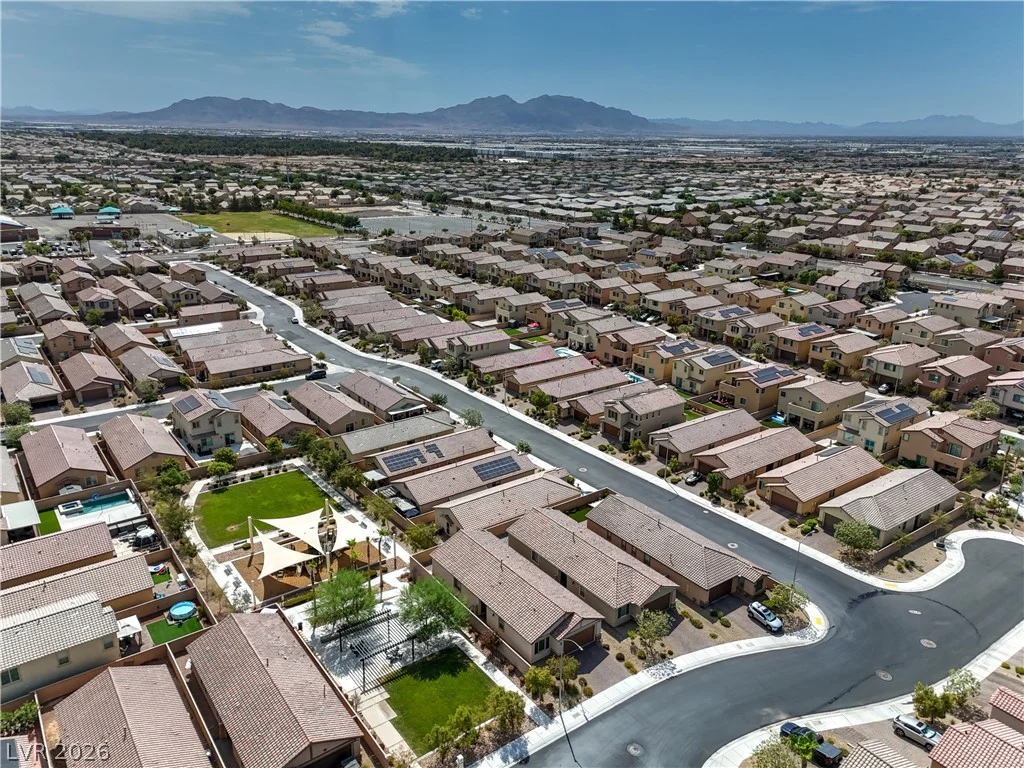 5722 Old Pine, North Las Vegas, NV 89081