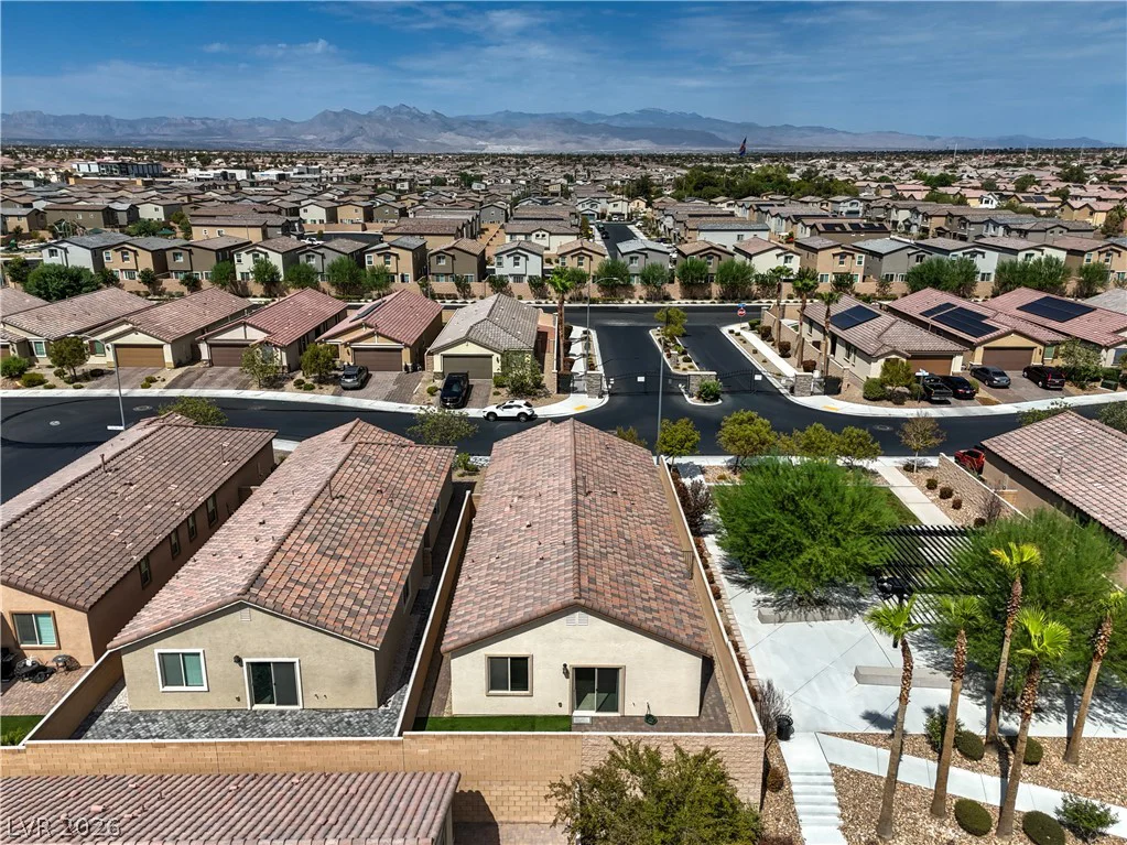 5722 Old Pine, North Las Vegas, NV 89081