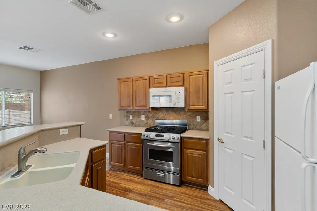8710 Horizon Wind, Las Vegas, NV 89178