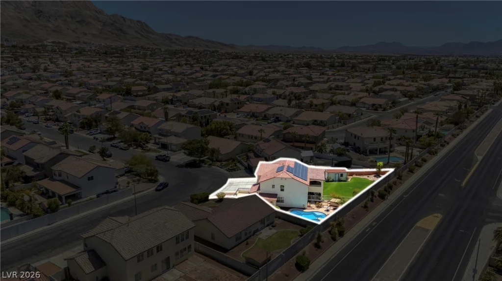 1035 Devon Lake, Las Vegas, NV 89110