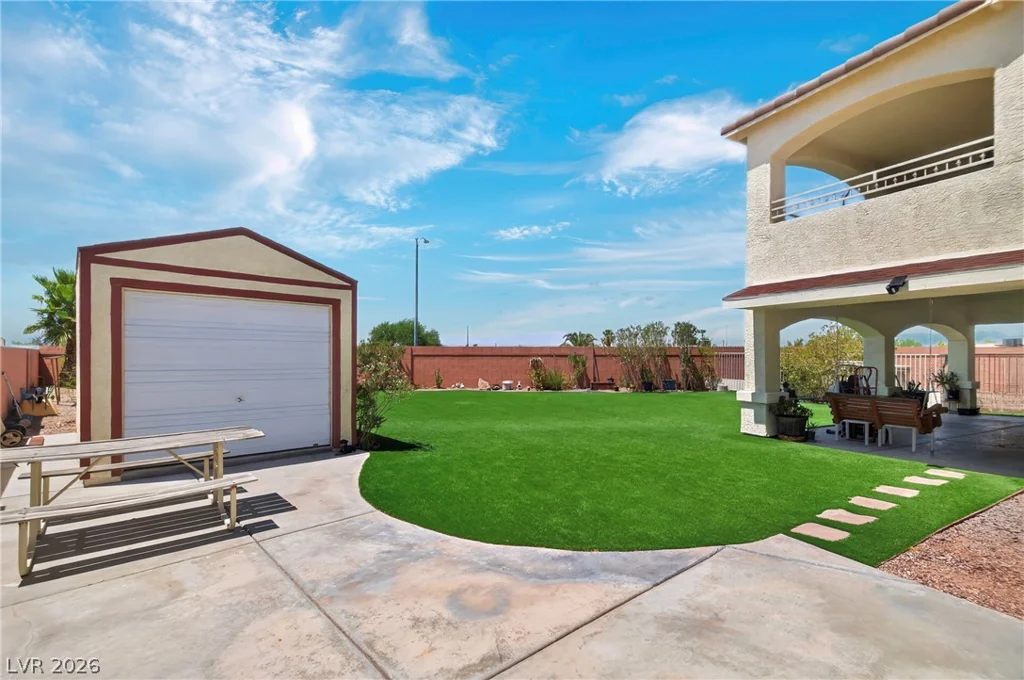 1035 Devon Lake, Las Vegas, NV 89110