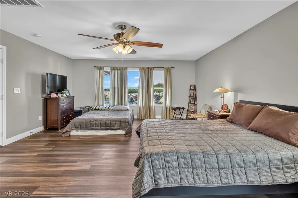 1035 Devon Lake, Las Vegas, NV 89110