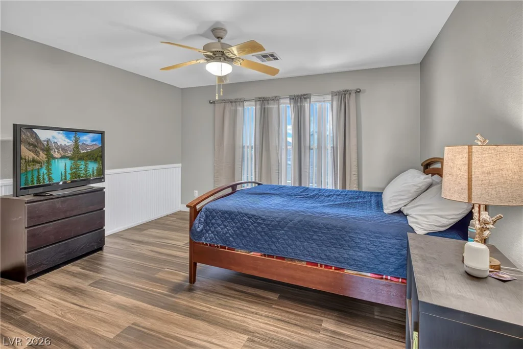 1035 Devon Lake, Las Vegas, NV 89110