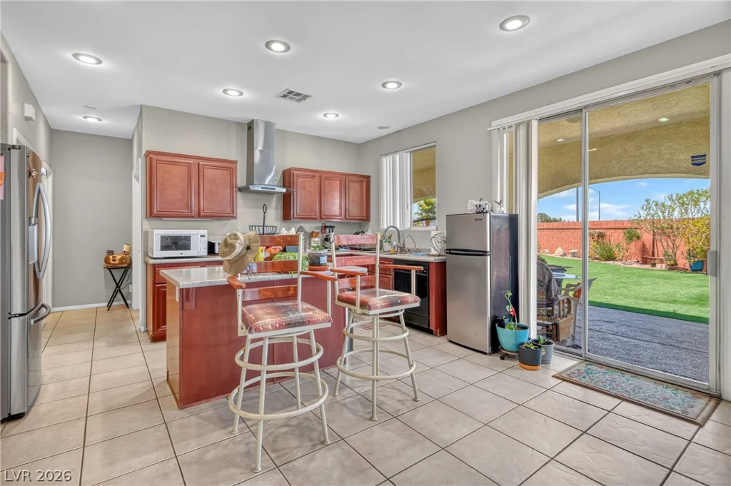 1035 Devon Lake, Las Vegas, NV 89110