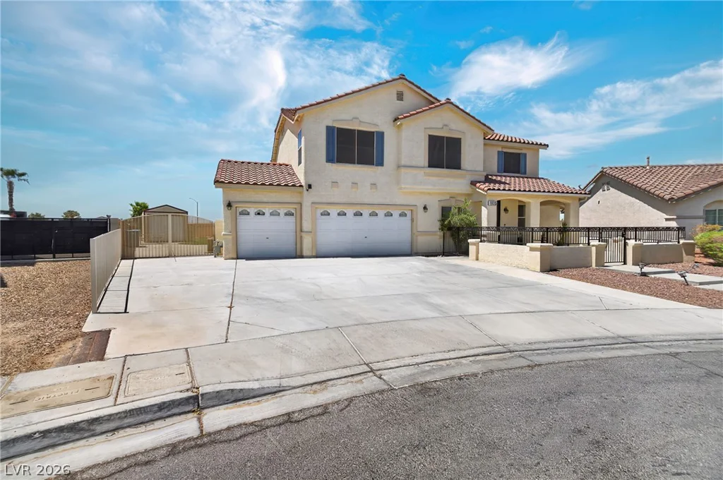 1035 Devon Lake, Las Vegas, NV 89110