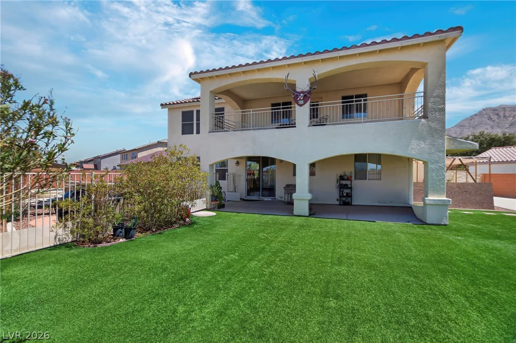 1035 Devon Lake, Las Vegas, NV 89110