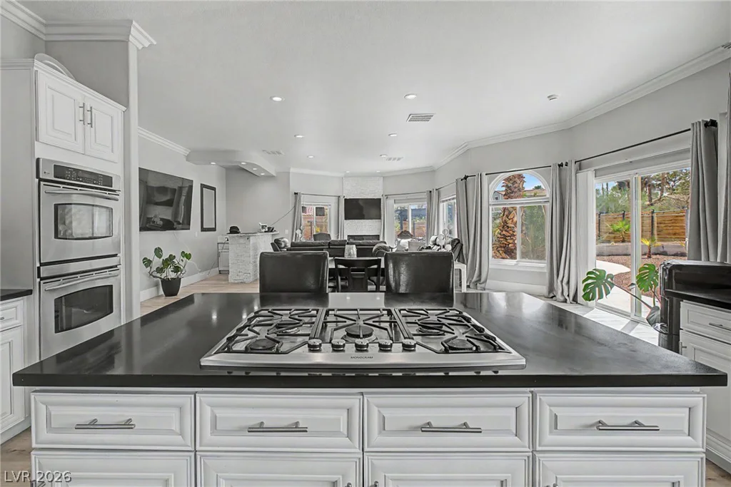 1931 Del Font, Las Vegas, NV 89117