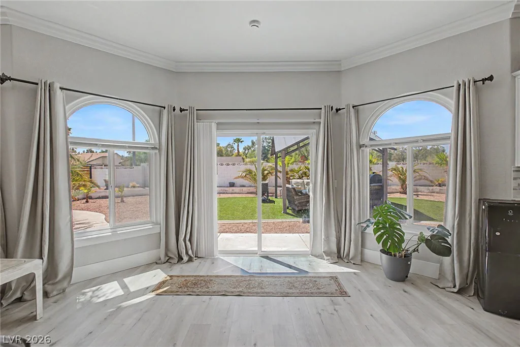 1931 Del Font, Las Vegas, NV 89117
