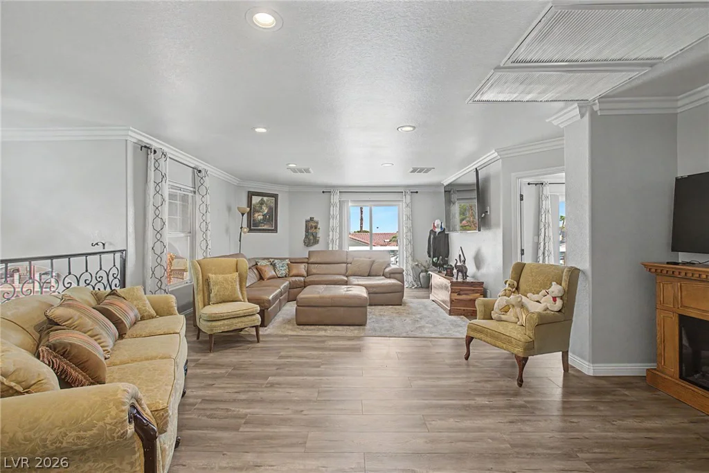 1931 Del Font, Las Vegas, NV 89117