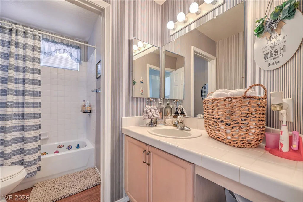 1828 Double Delight, North Las Vegas, NV 89032
