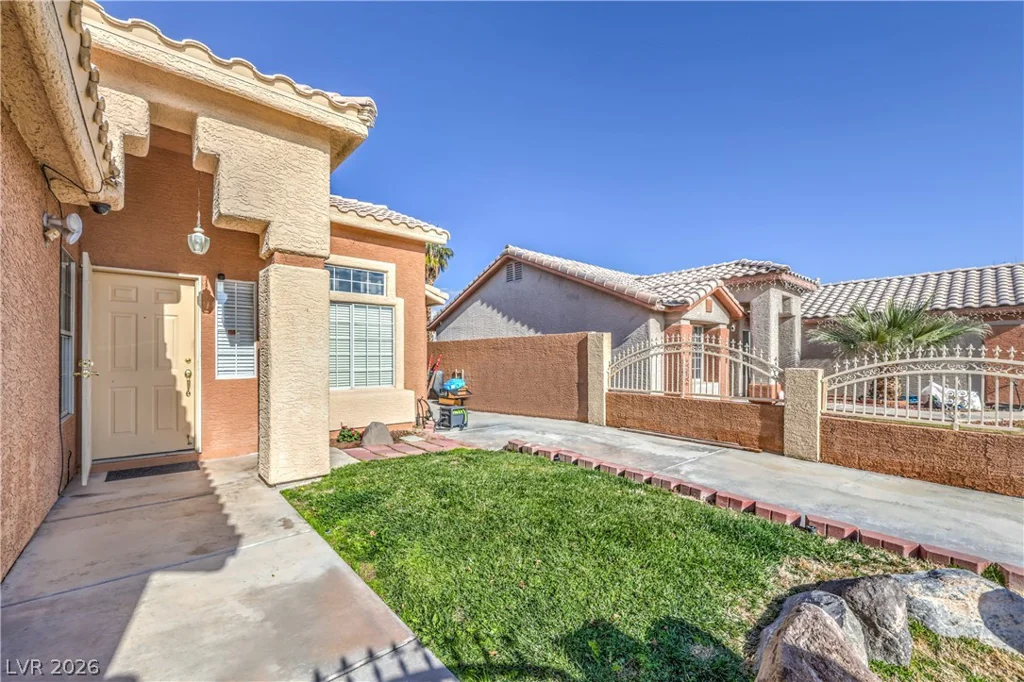 1828 Double Delight, North Las Vegas, NV 89032