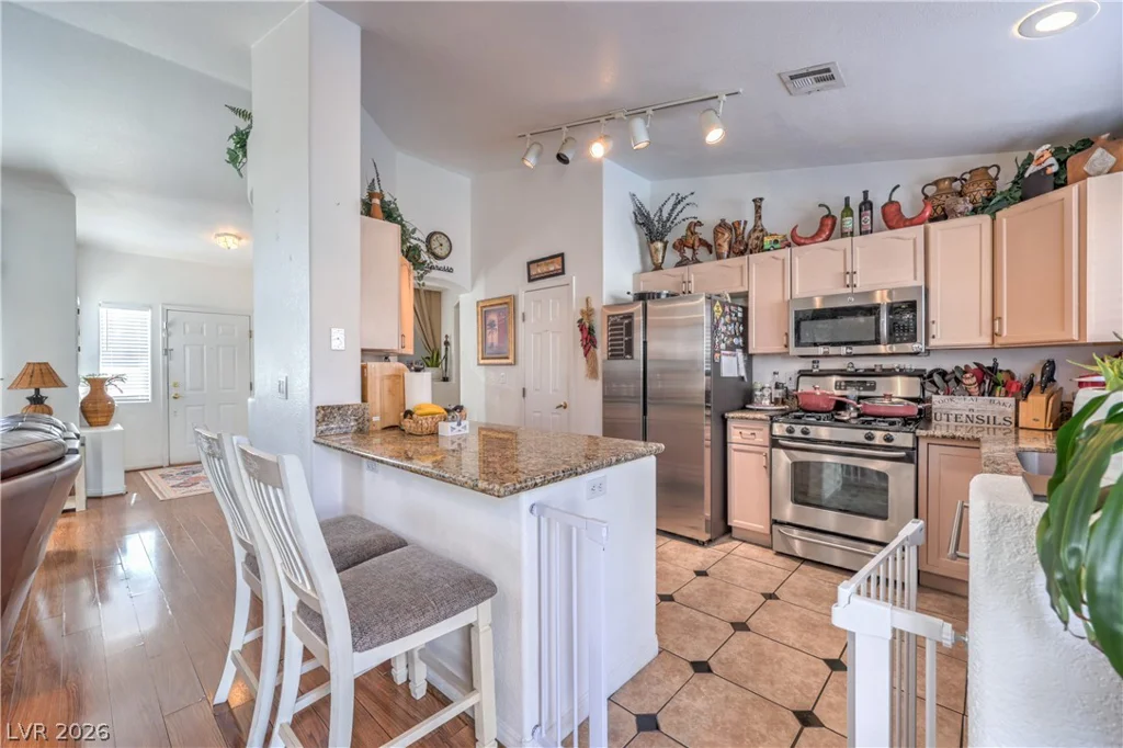 1828 Double Delight, North Las Vegas, NV 89032