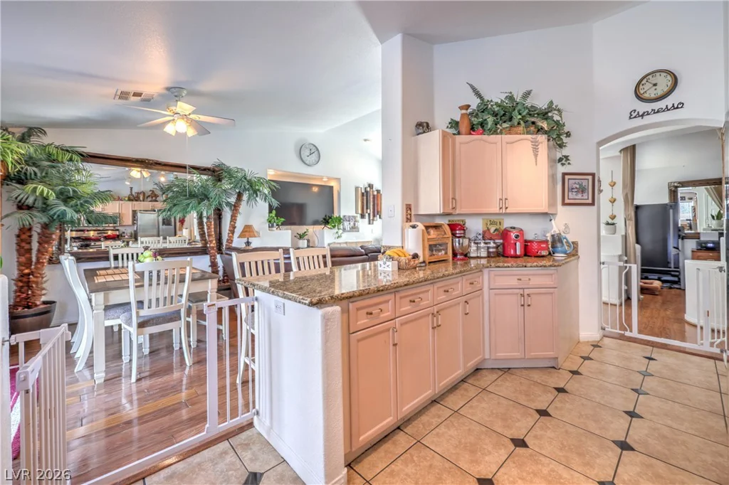 1828 Double Delight, North Las Vegas, NV 89032