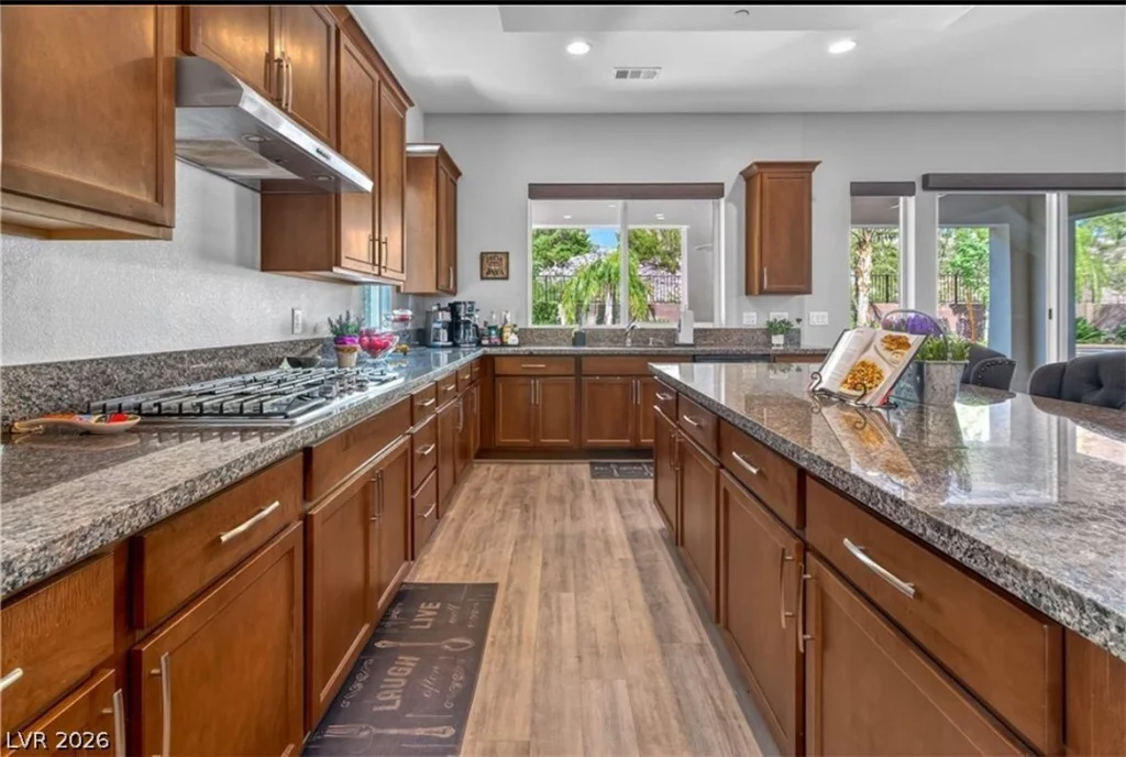 28 Vista Outlook, Henderson, NV 89011