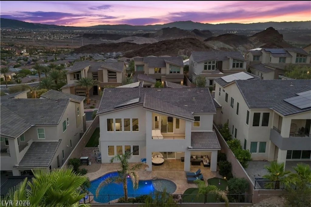 28 Vista Outlook, Henderson, NV 89011