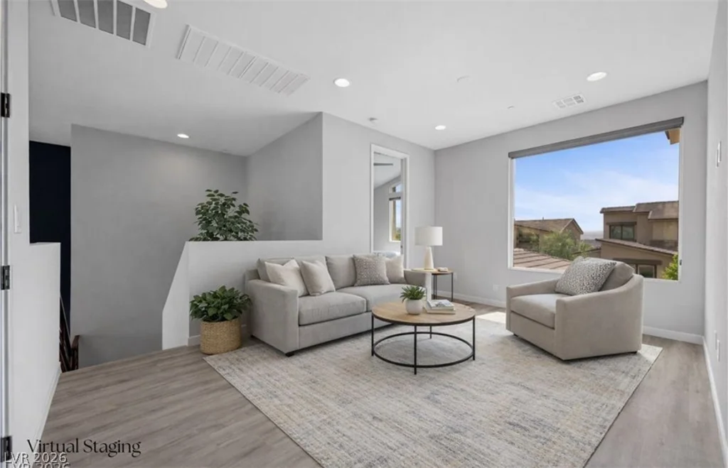 28 Vista Outlook, Henderson, NV 89011