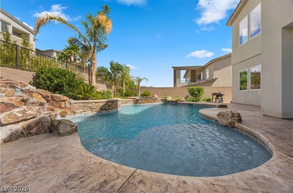 28 Vista Outlook, Henderson, NV 89011