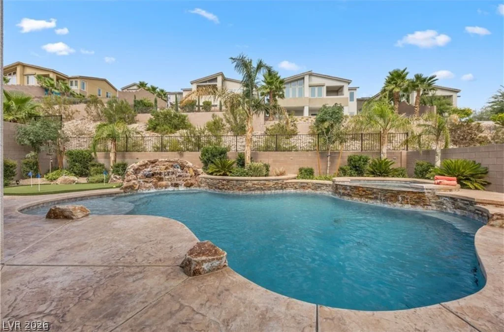 28 Vista Outlook, Henderson, NV 89011