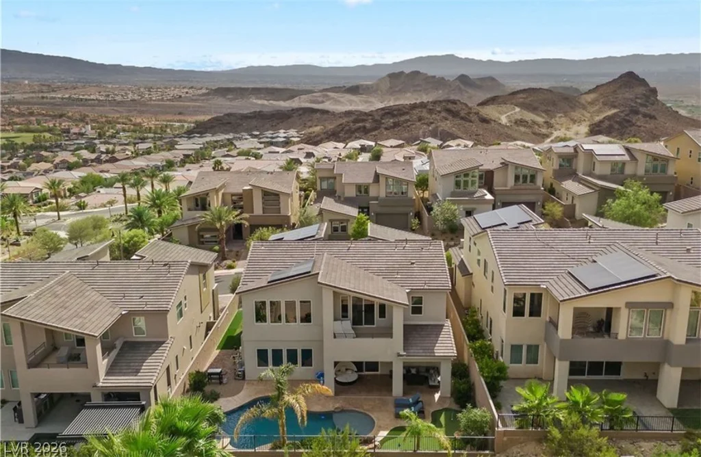 28 Vista Outlook, Henderson, NV 89011